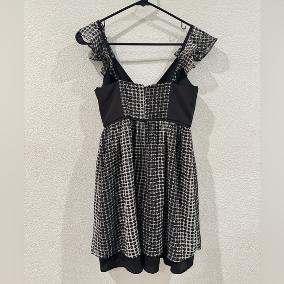 BCBGGeneration Y2K Babydoll Abstract Polka Dot Black Grey Mini Dress Size 0 - Picture 10 of 16